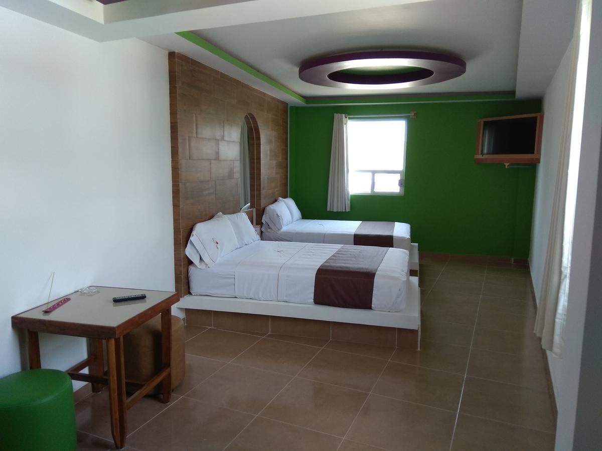 Hotel Rubi Manzanillo Exteriör bild